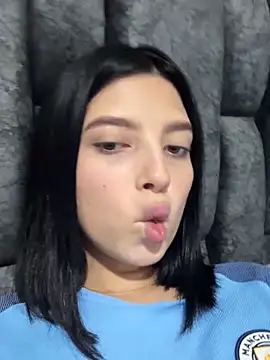 Snapshot of l0lita_sweet chatting on March 15, 7:53 pm l0lita sweet online show from March 15, 7:53 pm