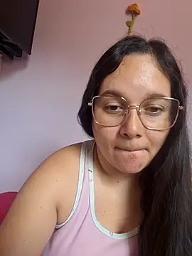 Snapshot of karollvega888 chatting on October 21, 3:13 pm karollvega888 online show from October 21, 3:13 pm