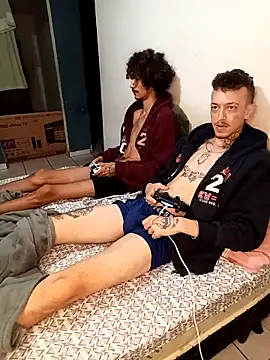 RuivoDotado24cm online show from December 5, 6:33 am