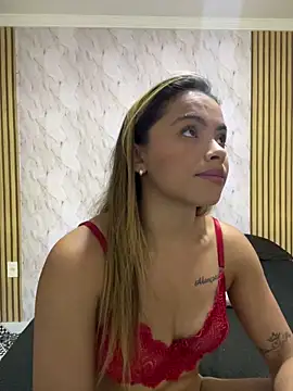 safadinhaquenteW online show from March 4, 4:07 am