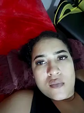 Snapshot of Samiraxxx24 chatting on October 22, 5:45 pm Samiraxxx24 online show from October 22, 5:45 pm