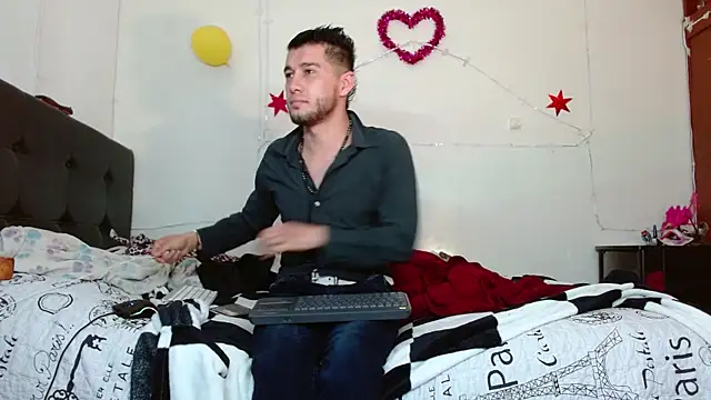 Snapshot of picante70_ chatting on October 14, 10:49 am picante70 online show from October 14, 10:49 am