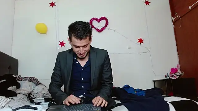 picante70  online show from November 7, 10:26 am