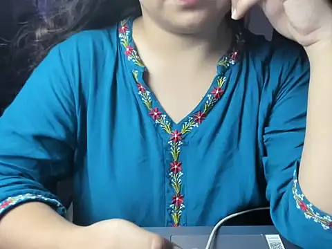 Divya68 online show from October 17, 5:48 pm