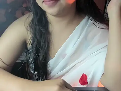 Divya68 online show from December 19, 6:04 pm