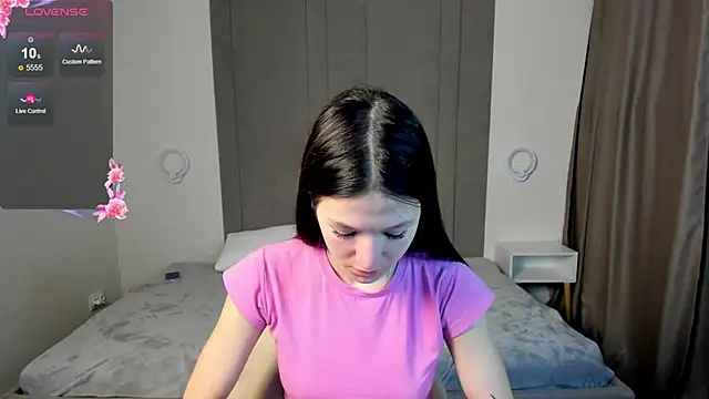 ChillGato online show from November 18, 1:33 am