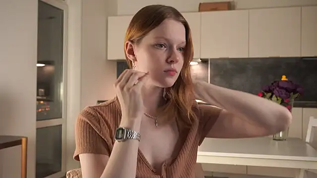 Snapshot of SongMalech chatting on October 18, 6:30 pm SongMalech online show from October 18, 6:30 pm