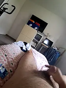 Snapshot of nico33000a chatting on October 25, 9:17 am nico33000a online show from October 25, 9:17 am