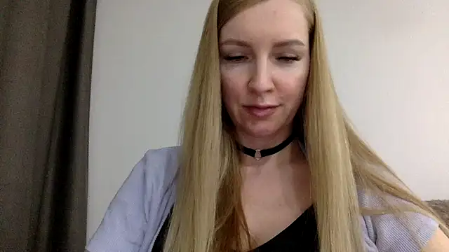Snapshot of Neralith chatting on May 7, 5:51 pm Neralith online show from May 7, 5:51 pm
