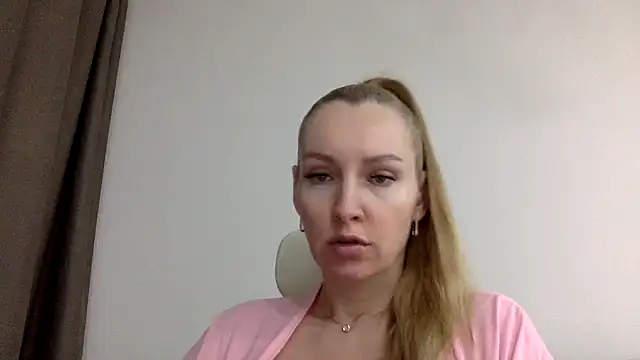 Snapshot of Neralith chatting on May 21, 6:26 pm Neralith online show from May 21, 6:26 pm