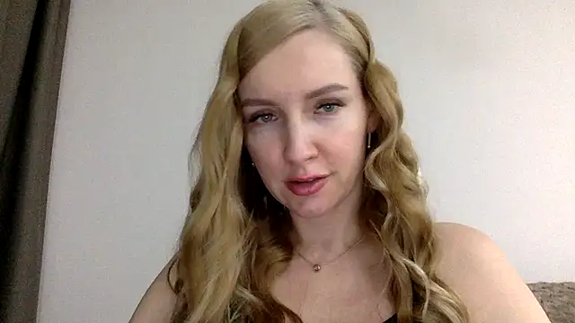 Snapshot of Neralith chatting on May 23, 7:07 pm Neralith online show from May 23, 7:07 pm