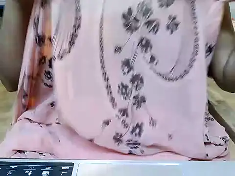 Snapshot of shalu_02 chatting on November 1, 4:31 pm shalu 02 online show from November 1, 4:31 pm