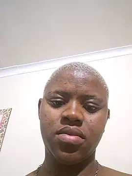 certifiedhottie2025 online show from April 7, 3:56 pm