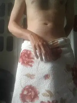 Snapshot of DreadedTough chatting on November 15, 3:19 pm DreadedTough online show from November 15, 3:19 pm