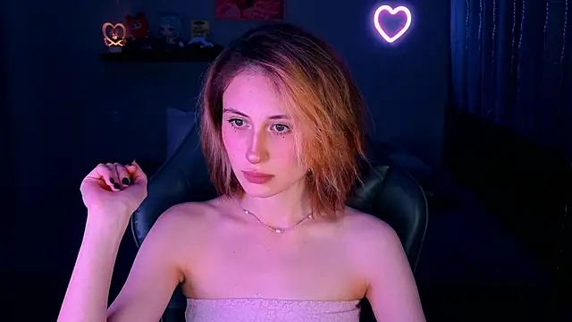 Snapshot of Keti_moon chatting on June 15, 7:05 pm Keti moon online show from June 15, 7:05 pm