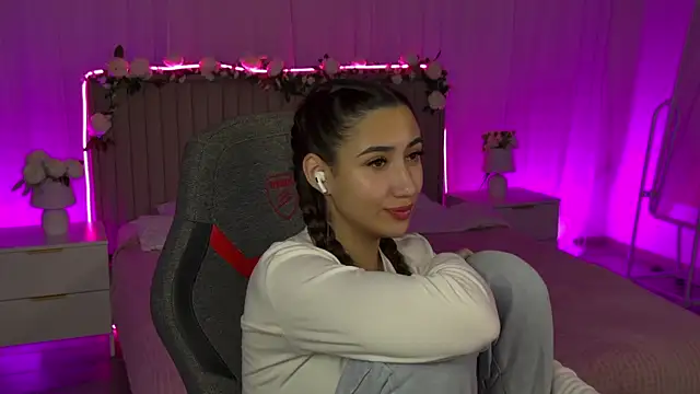 RebeckaThornton online show from November 16, 11:54 pm