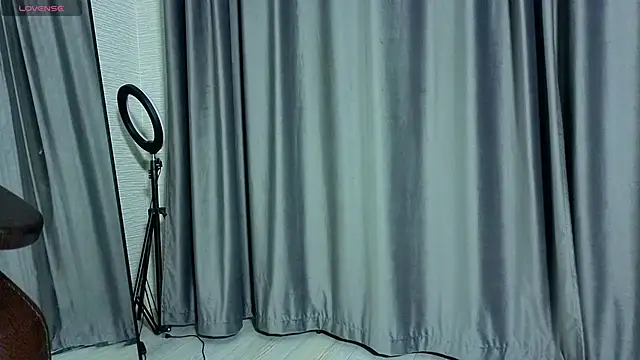 MissPompadure online show from January 5, 8:23 pm