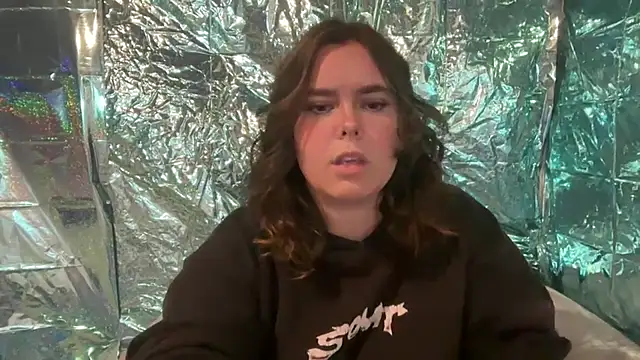 Snapshot of St4rrydream chatting on October 21, 9:04 pm St4rrydream online show from October 21, 9:04 pm