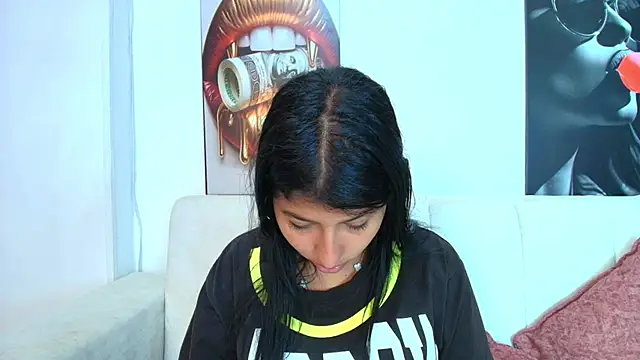 Snapshot of ASS_DIRTY_MESSY chatting on October 22, 9:03 pm ASS DIRTY MESSY online show from October 22, 9:03 pm