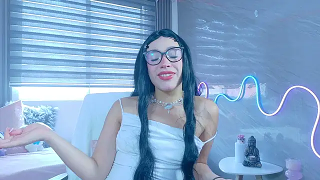 Naaomi cute online show from October 27, 7:40 pm