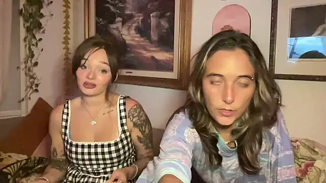 lill daddysgirl online show from April 30, 3:13 am