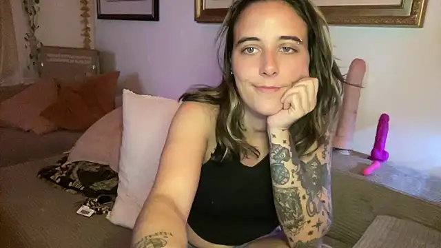 lill daddysgirl online show from July 5, 4:19 am
