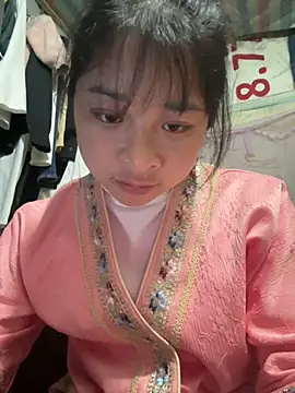 Linh-xxx online show from February 5, 11:26 am