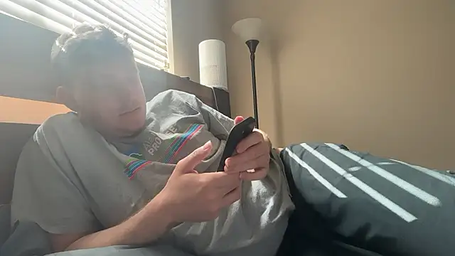 eddieeeeee1232 online show from December 19, 6:59 pm