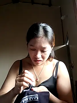 Snapshot of -Paige- chatting on October 16, 5:30 am -Paige- online show from October 16, 5:30 am