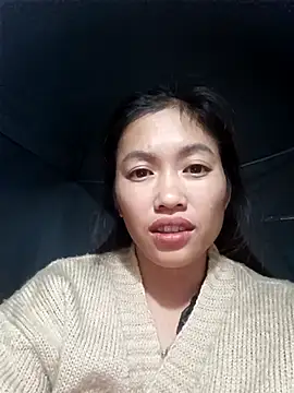 Snapshot of -Paige- chatting on November 15, 1:51 pm -Paige- online show from November 15, 1:51 pm