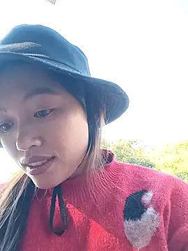 Snapshot of -Paige- chatting on November 30, 8:40 am -Paige- online show from November 30, 8:40 am