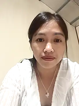 Snapshot of -Paige- chatting on December 2, 7:03 am -Paige- online show from December 2, 7:03 am