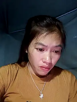 Snapshot of -Paige- chatting on December 3, 11:52 am -Paige- online show from December 3, 11:52 am