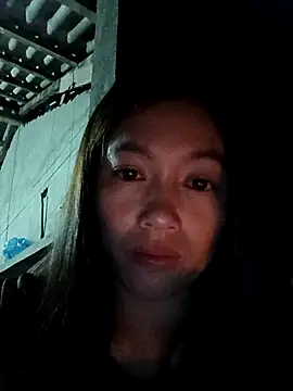 Snapshot of -Paige- chatting on December 4, 11:41 am -Paige- online show from December 4, 11:41 am