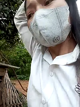 Snapshot of nat-tri chatting on October 21, 4:24 am nat-tri online show from October 21, 4:24 am