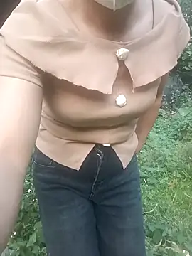 Snapshot of nat-tri chatting on October 30, 10:16 am nat-tri online show from October 30, 10:16 am