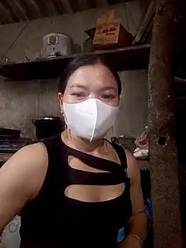 Snapshot of nat-tri chatting on November 4, 3:27 am nat-tri online show from November 4, 3:27 am