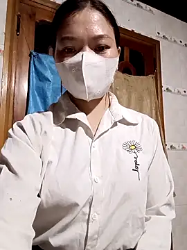 Snapshot of nat-tri chatting on November 7, 10:48 am nat-tri online show from November 7, 10:48 am