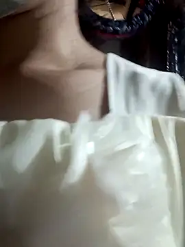 Snapshot of nat-tri chatting on November 15, 1:14 am nat-tri online show from November 15, 1:14 am