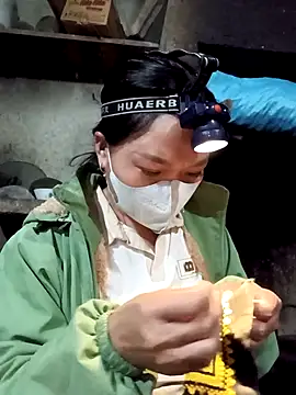 Snapshot of nat-tri chatting on November 19, 1:11 pm nat-tri online show from November 19, 1:11 pm