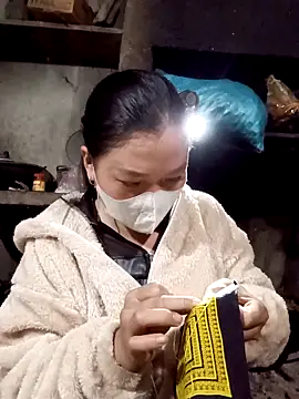 Snapshot of nat-tri chatting on November 23, 1:55 pm nat-tri online show from November 23, 1:55 pm