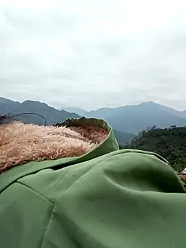 Snapshot of nat-tri chatting on November 24, 2:22 am nat-tri online show from November 24, 2:22 am