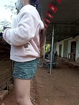 Snapshot of nat-tri chatting on December 2, 3:34 am nat-tri online show from December 2, 3:34 am