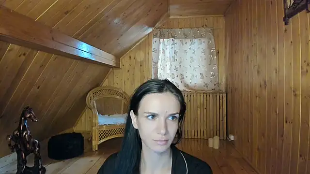 Snapshot of EvelynVox chatting on November 4, 6:34 am EvelynVox online show from November 4, 6:34 am