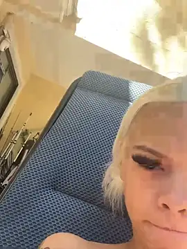 Snapshot of itspinkkk chatting on October 14, 4:08 pm itspinkkk online show from October 14, 4:08 pm