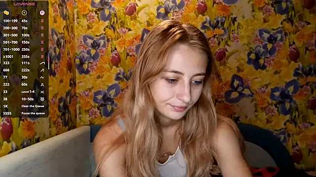 AmeliLia online show from October 31, 3:35 pm