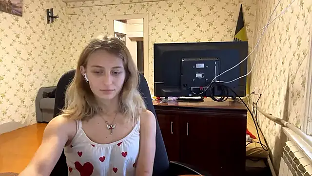 AmeliLia online show from February 27, 2:28 pm