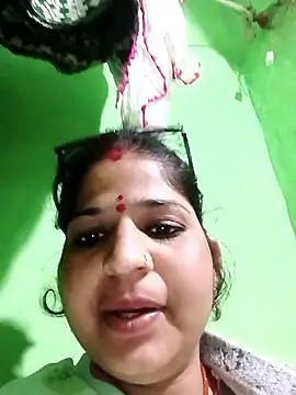 Karishma cute online show from January 16, 2:32 pm