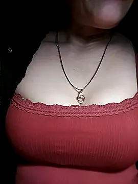 YiyinLy online show from December 20, 8:49 pm