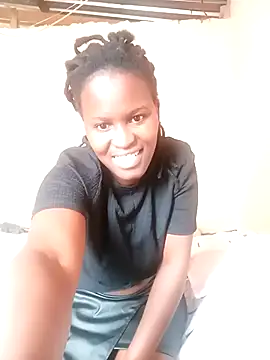 Snapshot of Sassy2219 chatting on October 24, 8:22 am Sassy2219 online show from October 24, 8:22 am